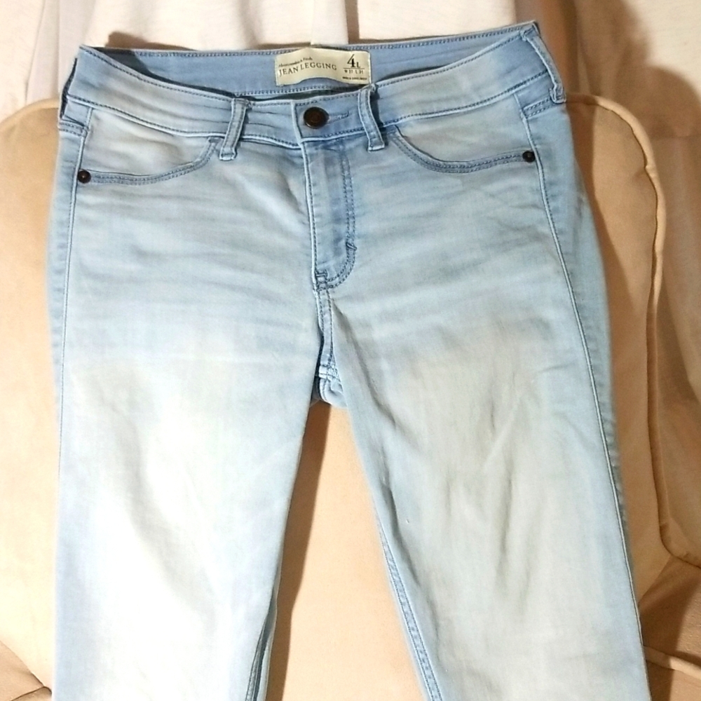 Sz 4 Abercrombie Skinny Jean